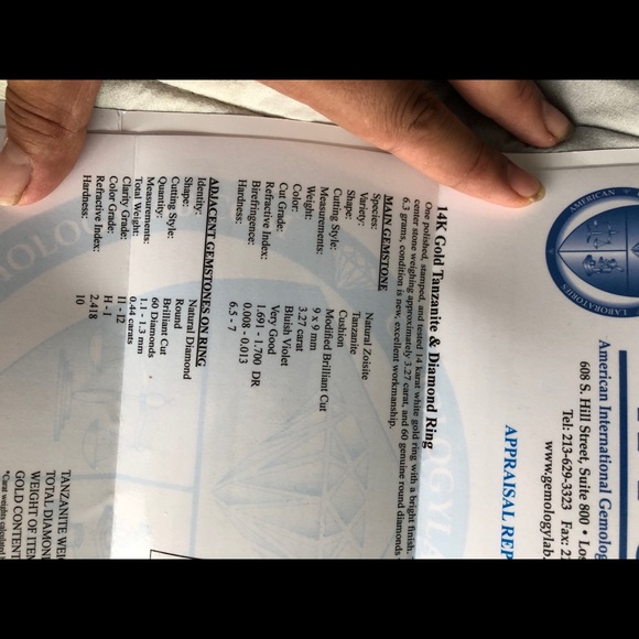 14K Gold Tanzanite & Diamond Ring - Picture 7 of 8